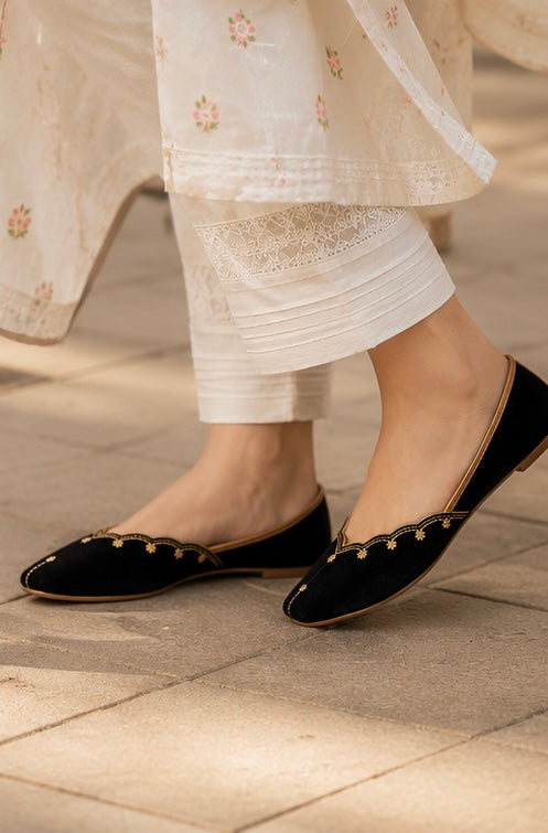Bombay Velvet (Black)